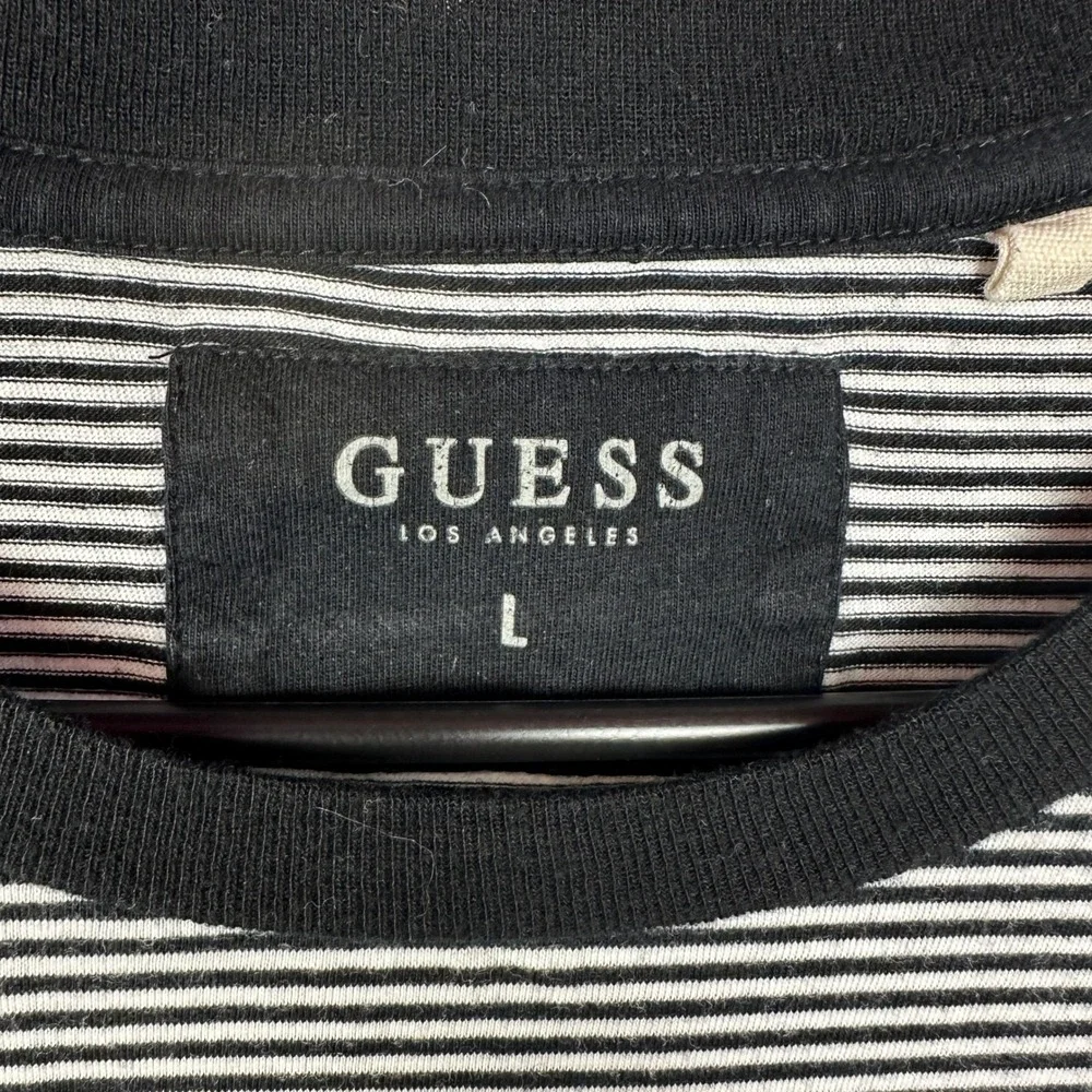 Guess Striped Pocket T-Shirt Mens Large Navy White Streetwear Retro Casual - Picture 2 of 6